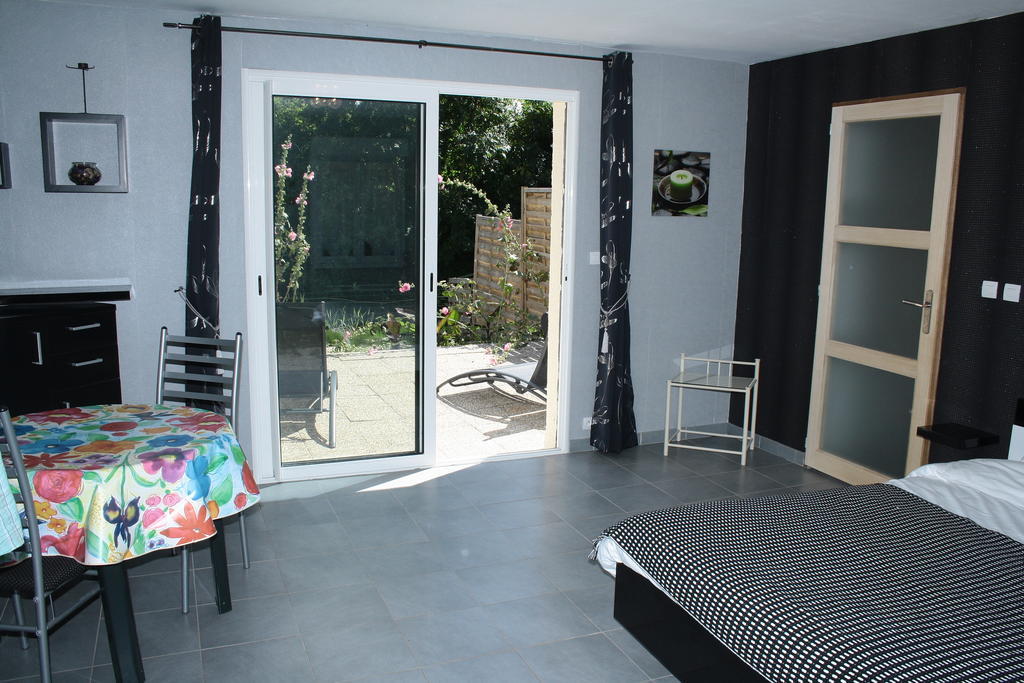 Le Vrai Paradis Bed and Breakfast Estréboeuf Habitación foto